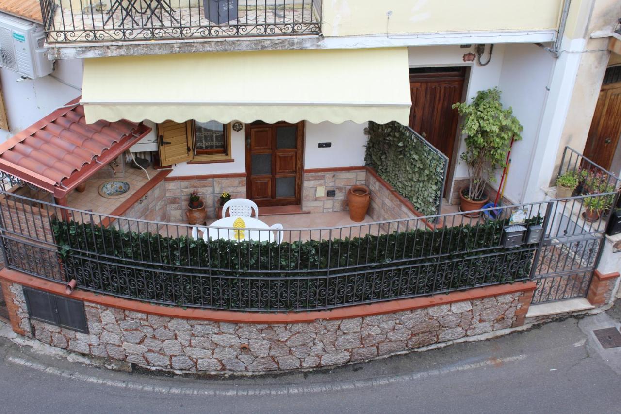 Apartament La Nina Taormina Zewnętrze zdjęcie