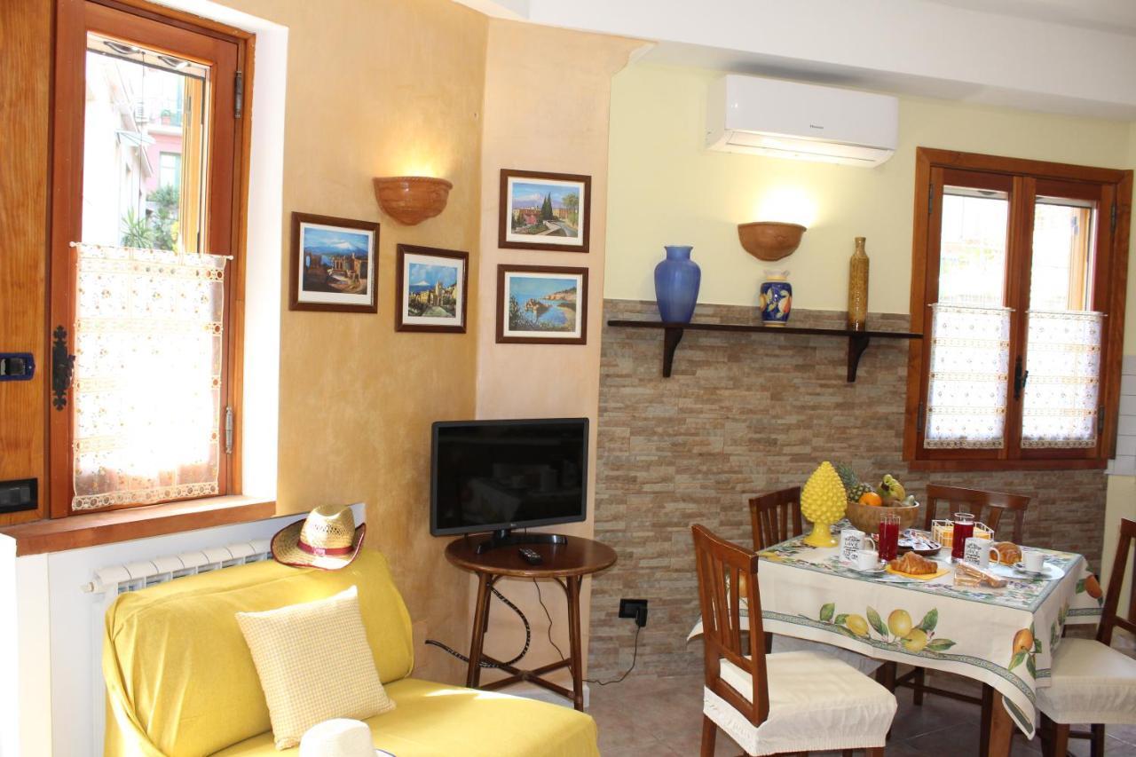 Apartament La Nina Taormina Zewnętrze zdjęcie